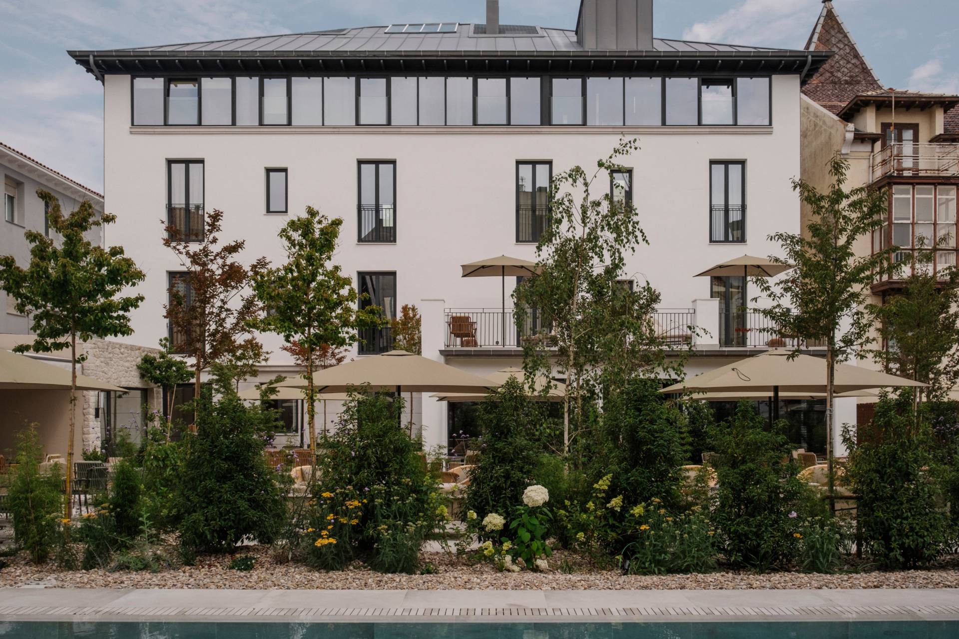 Hotel Rhin Garden
