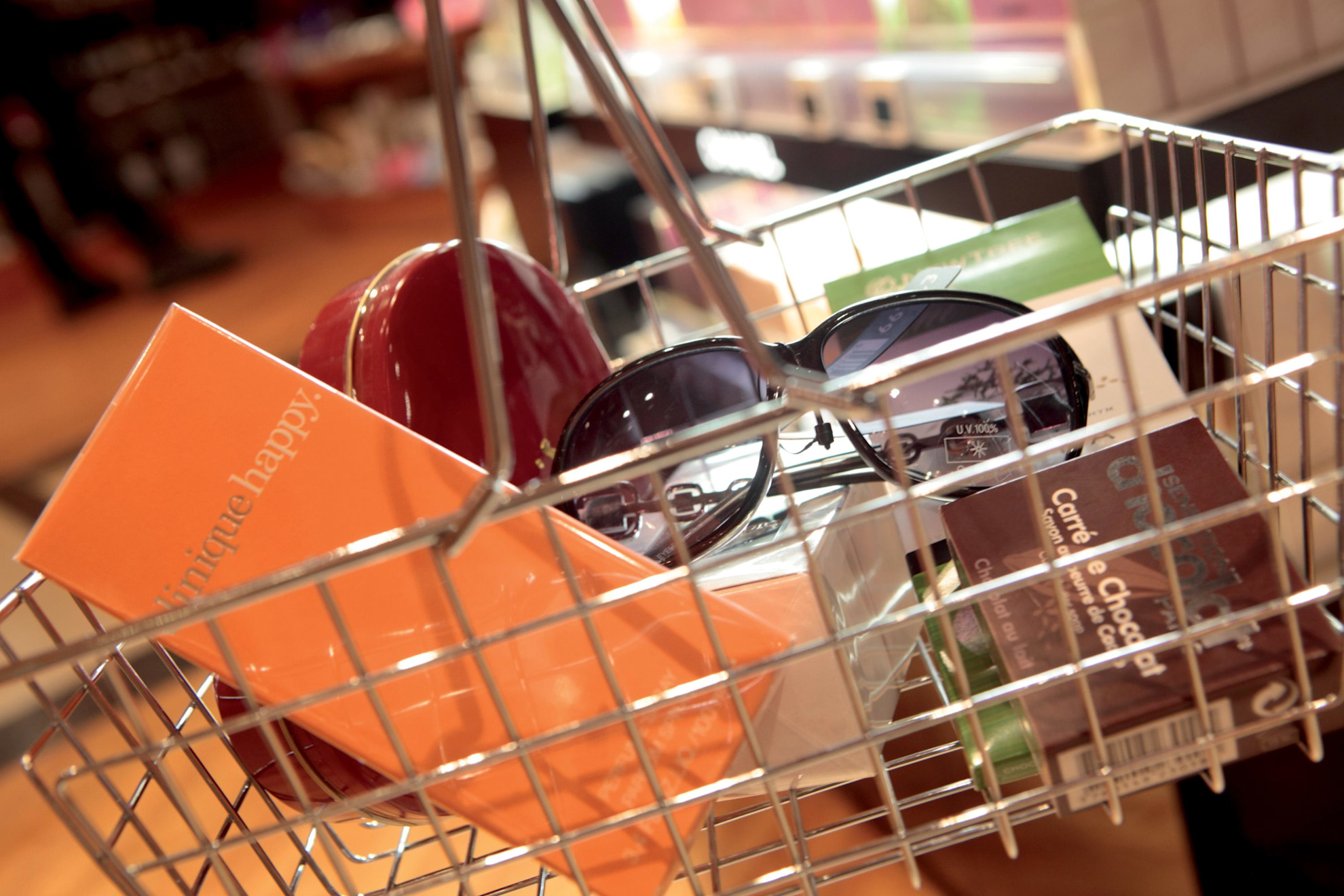 Shopping in basket