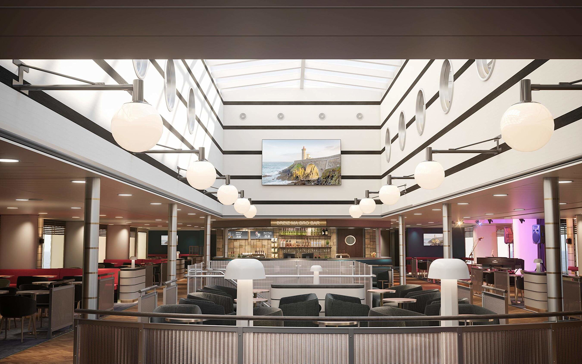 Breizh ma Bro bar on board Saint-Malo